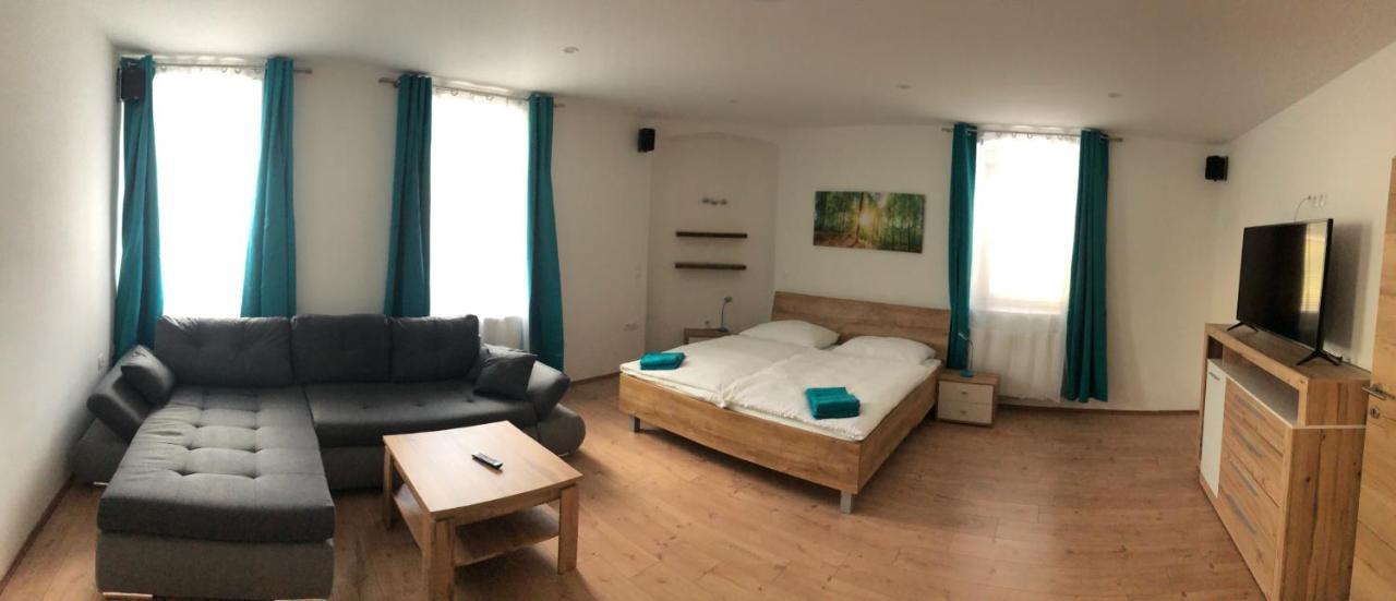 Ferienwohnung „Gmuender Hof“ 格明德 外观 照片