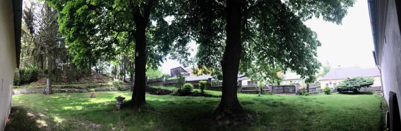 Ferienwohnung „Gmuender Hof“ 格明德 外观 照片