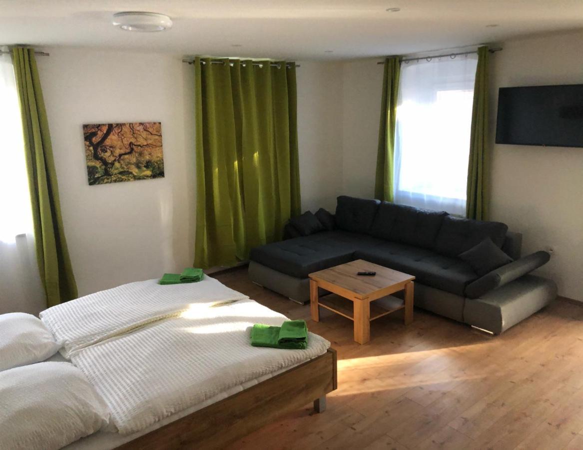 Ferienwohnung „Gmuender Hof“ 格明德 外观 照片